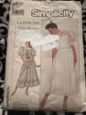 Gunne Sax Sewing Pattern by Jessica McClintock